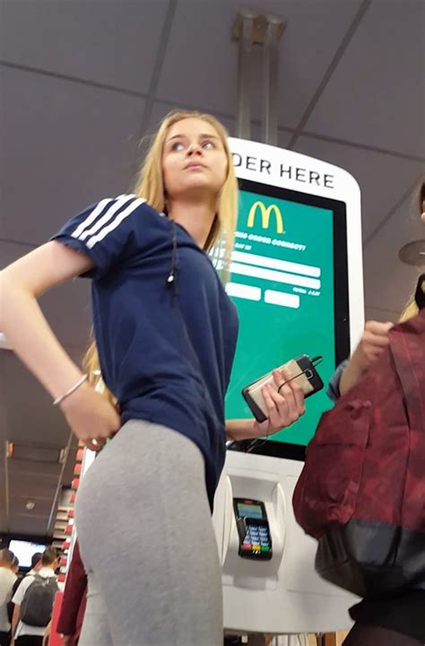Voyeur Porn Videos .